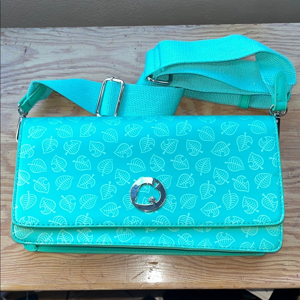 Nintendo Switch Animal‎ Crossing Leaf Pattern Turquoise Crossbody Bag